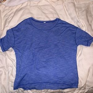 Lululemon workout shirt